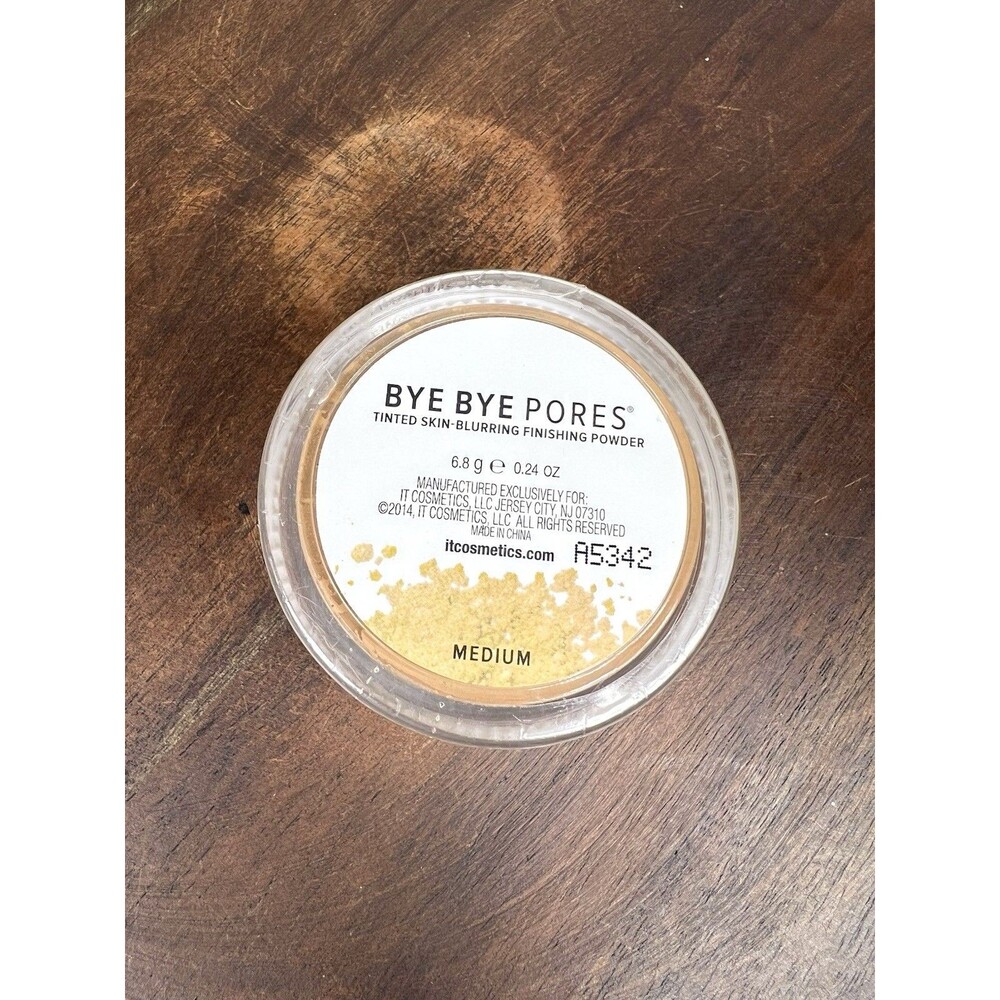 IT Cosmetics Bye Bye Pores Tinted Skin Blurring Finishing Powder Medium 6.8g